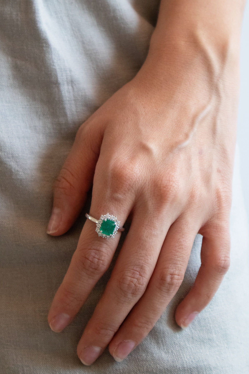Leonora Emerald Ring