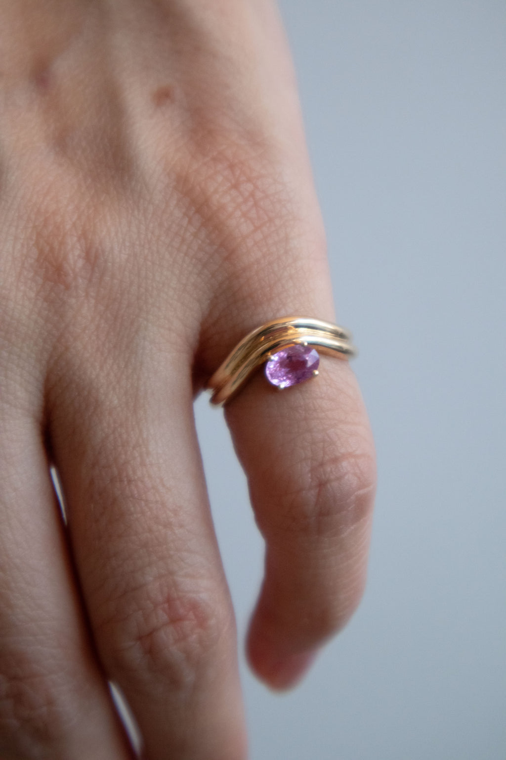 Aura Pink Sapphire Pinky Ring