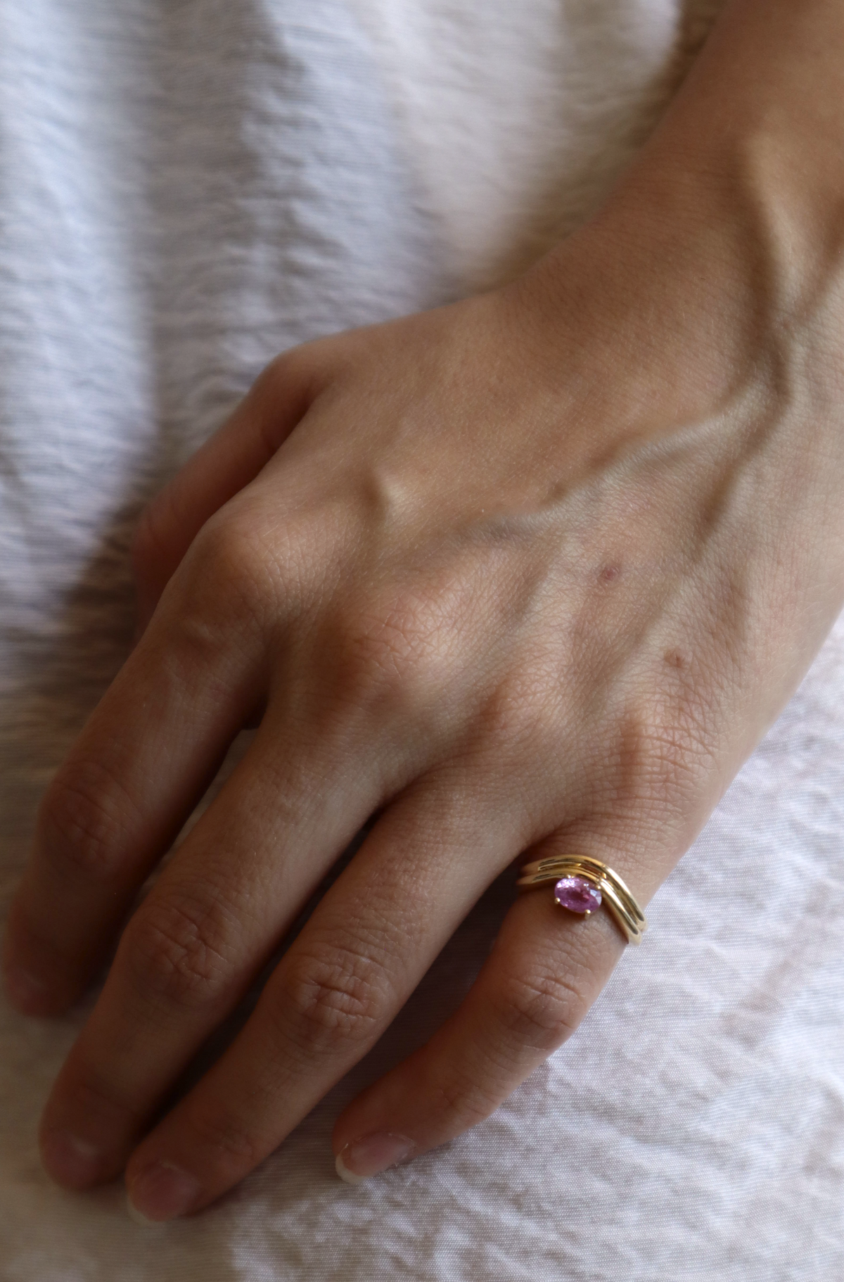 Aura Pink Sapphire Pinky Ring